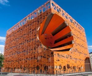 Orange Cube, Lyon